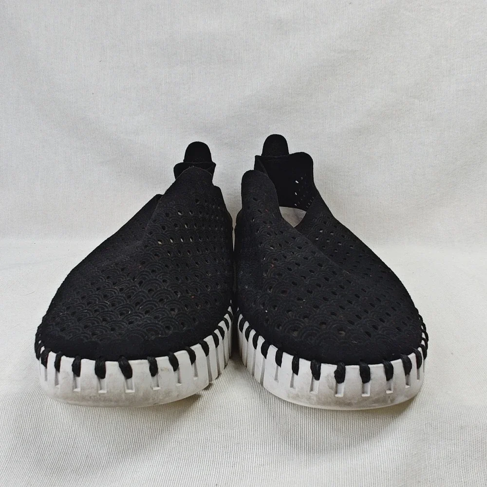 Ilse Jacobsen Tulip 139 Slip On Sneakers‎ 38 Black Laser Cut Scalloped Flats